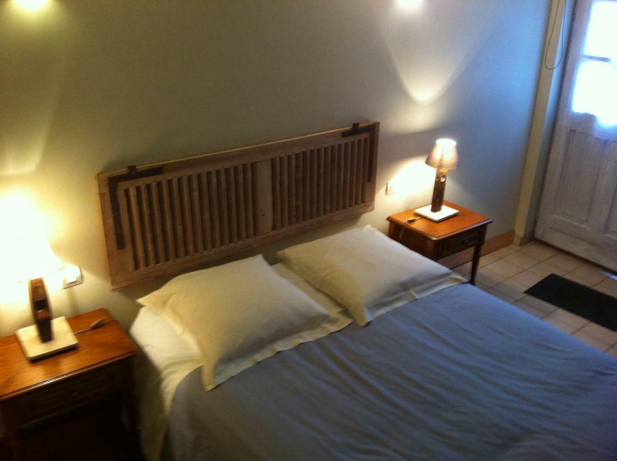 La Ferme Des Vignes Bed & Breakfast Hotot-en-Auge Екстериор снимка
