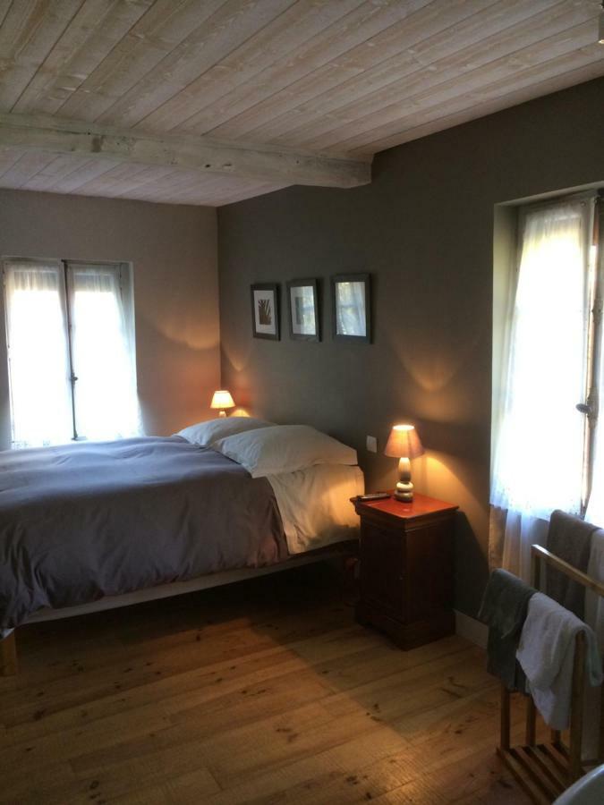 La Ferme Des Vignes Bed & Breakfast Hotot-en-Auge Екстериор снимка