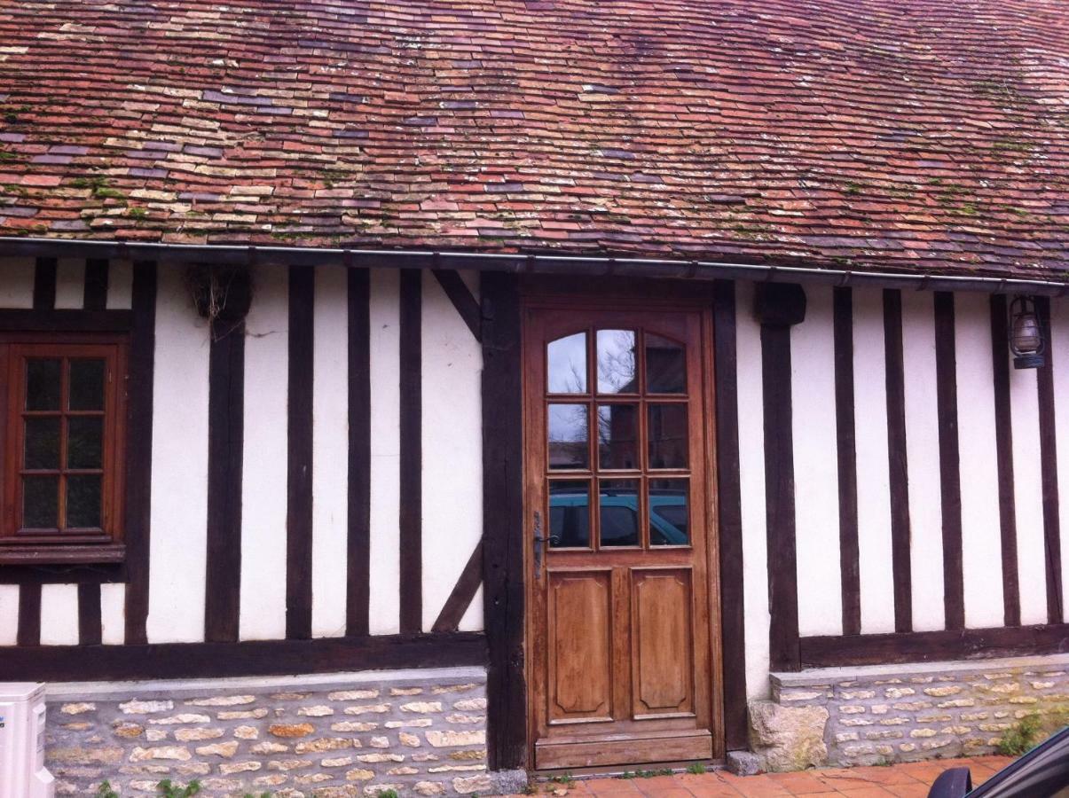 La Ferme Des Vignes Bed & Breakfast Hotot-en-Auge Екстериор снимка